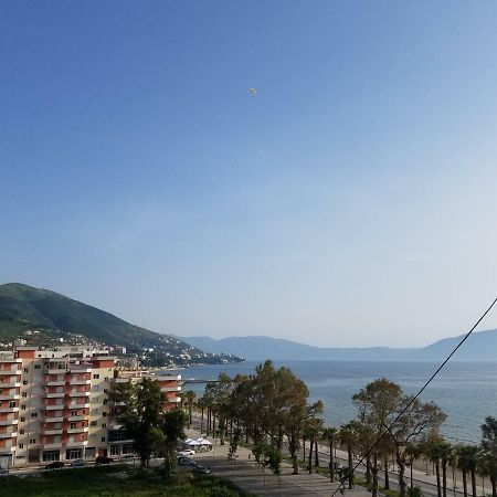 Janine'S Seafront Apartment Vlorë Eksteriør billede